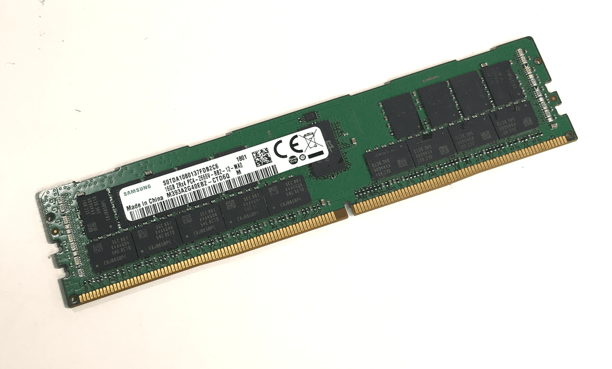 Samsung M393A2G40EB2-CTD 16GB 2Rx4 2666 RDIMM
